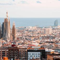 Un colegio de Barcelona pide 70.000 euros a los padres de dos alumnos que se suicidaron